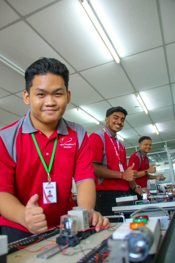 Objektif Program dan Kaedah Pentaksiran Auto Prima College